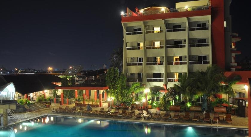 Hotel Du Lac - carbon neutral hotel in Benin