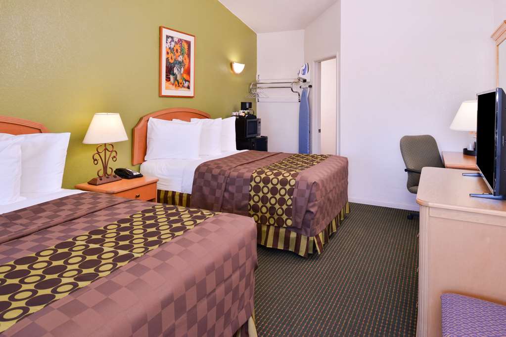 Americas Best Value Inn Los Banos - photo 18