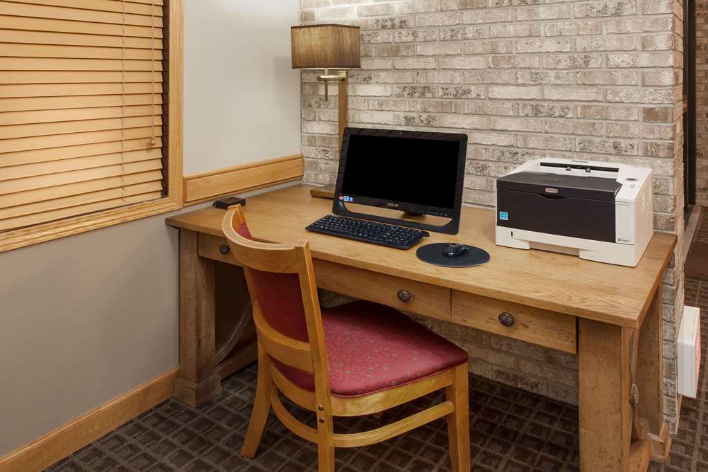 AmericInn by Wyndham Iowa Falls - photo 27