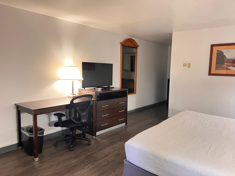 Baymont by Wyndham Durango - photo 11