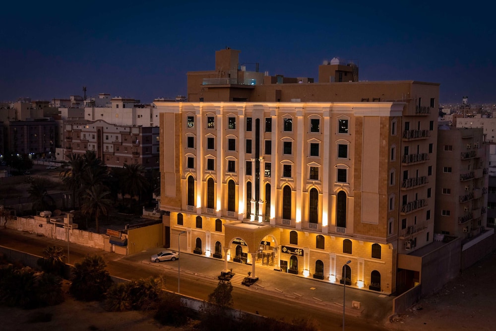 Emerald Hotel - carbon neutral hotel in Jeddah