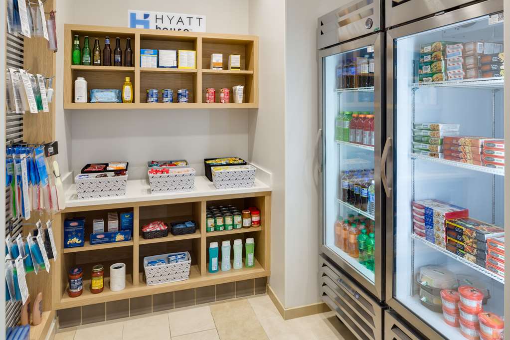 HYATT house Hartford North Windsor - photo 14
