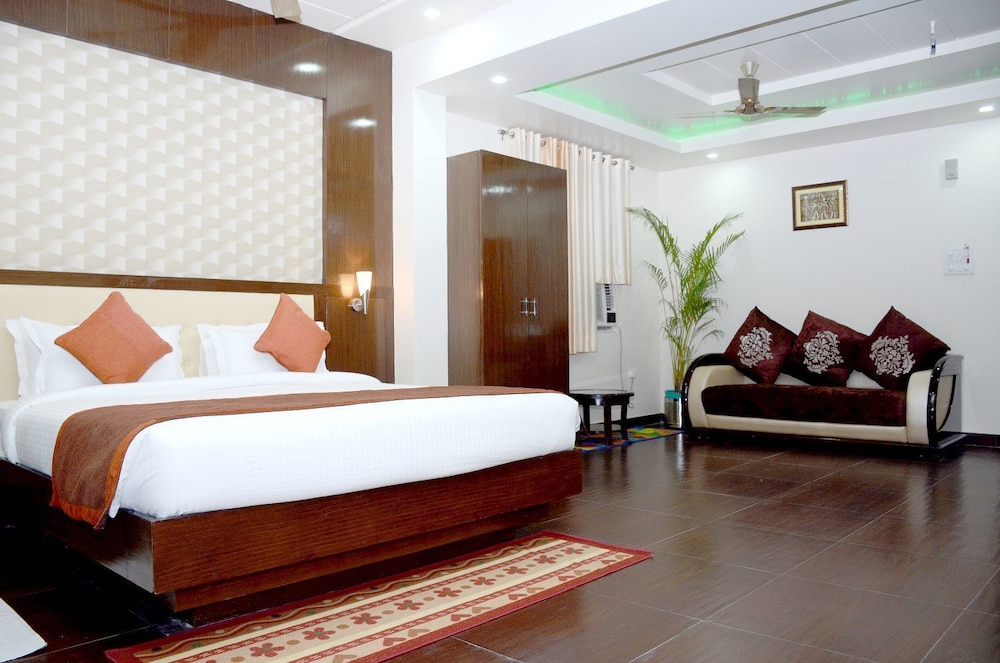 Vaishnavi Clarks Inn Buxar in Buxar, India