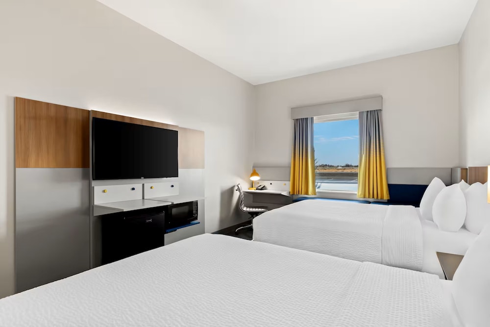 Holiday Inn Express & Suites George Quincy South by IHG - photo 8