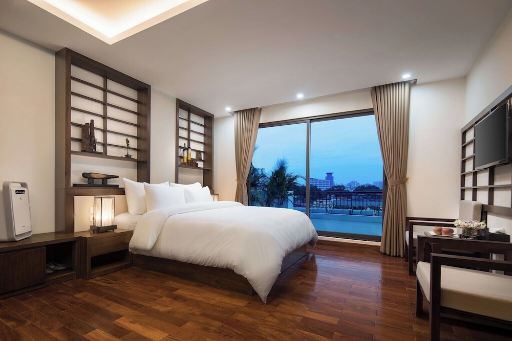 Mibee Hotel - carbon neutral hotel in Hanoi