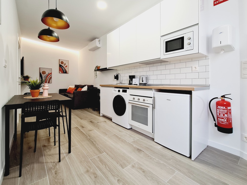 Bilbao Apartamentos Zorroza — 4-Star Luxury Hotel in Bilbao, Spain