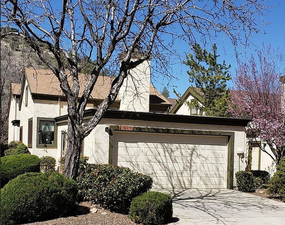 Coyote Hollow in the Pines in Prescott, United States