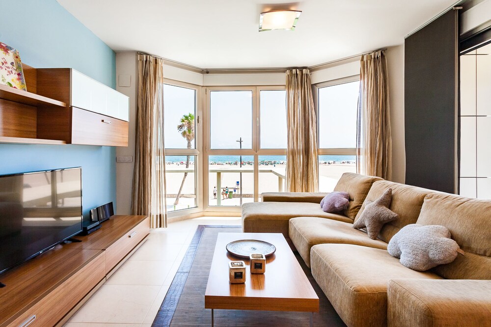 ApartUP Patacona Deluxe in Alboraya, Spain