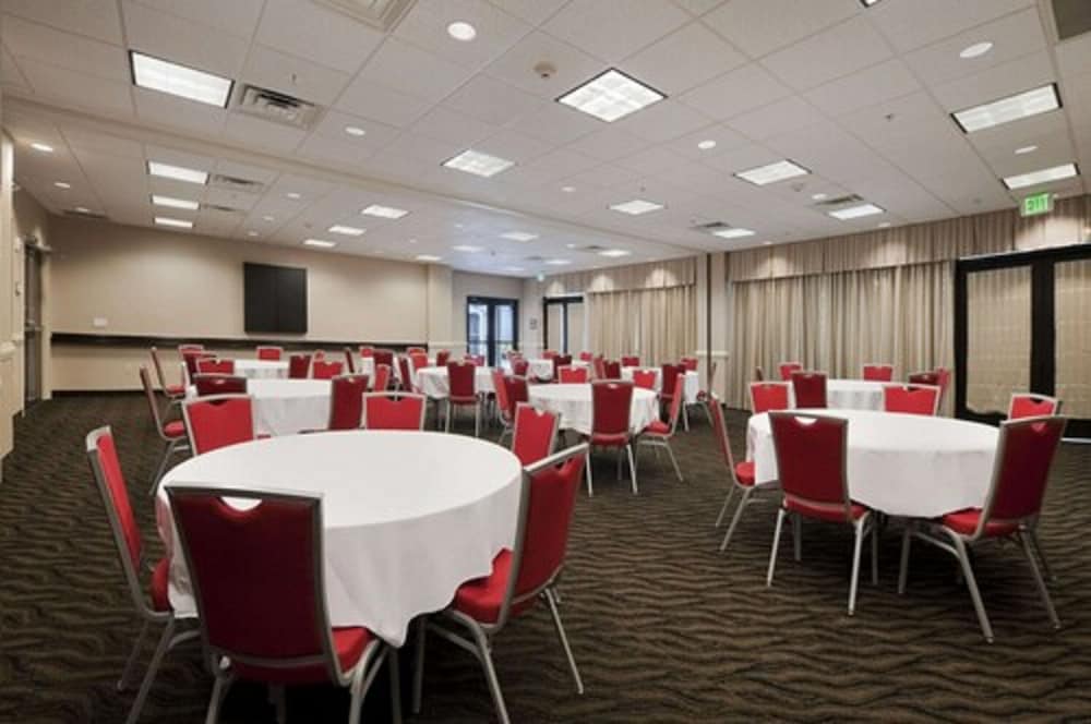 Hampton Inn Jacksonville Anniston Area - photo 61