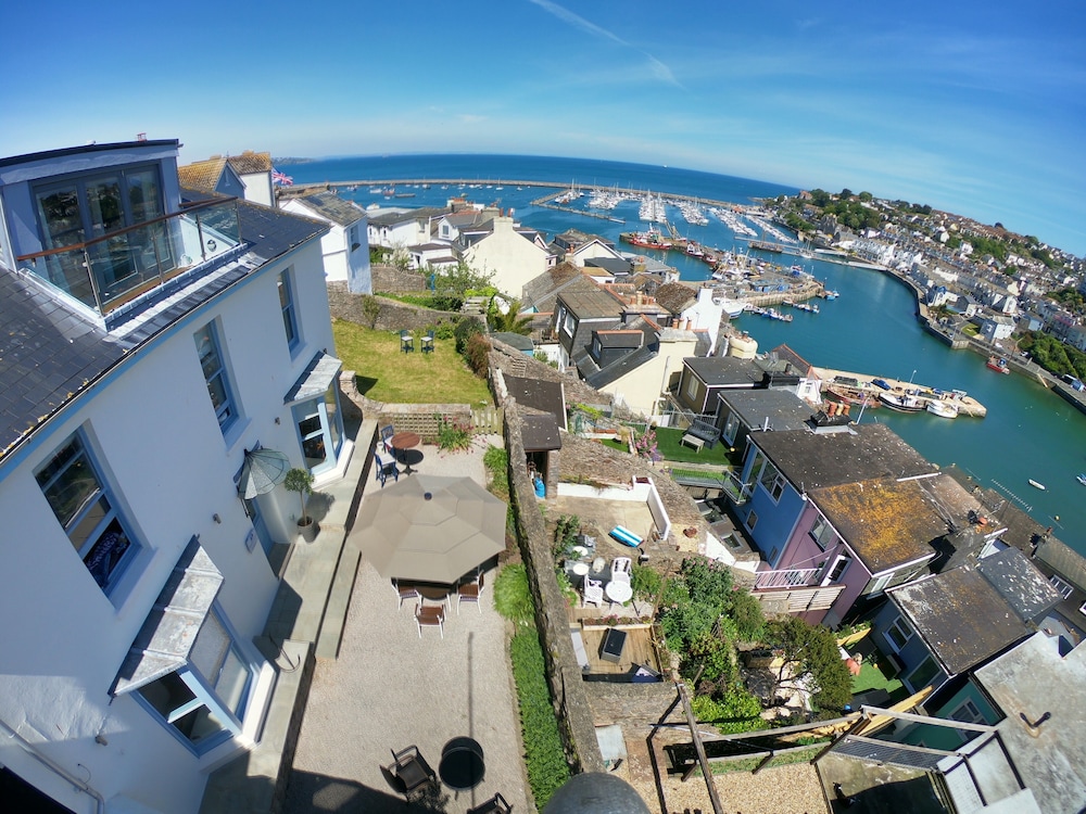 Beacon House B&B Brixham — 4-Star Luxury Hotel in Brixham, United Kingdom