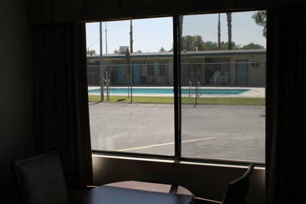 Indio Holiday Motel - photo 8