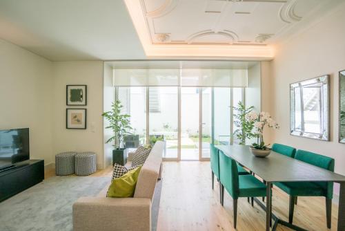 Courtyard & Elegance Apartment — 4-Star Luxury Hotel in Lisbon, Portugal