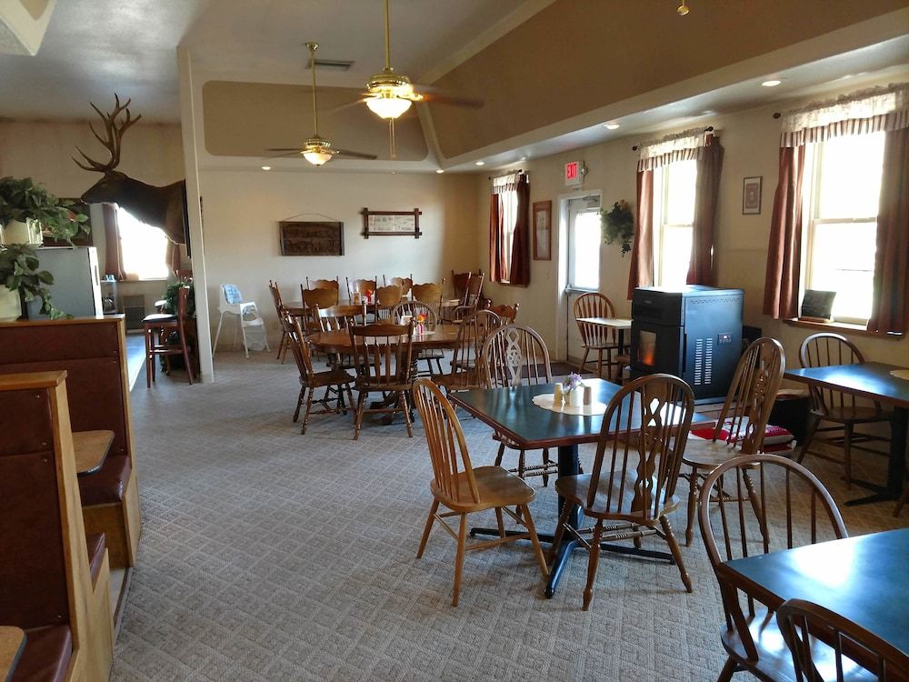 Cold Springs Station Resort - photo 18