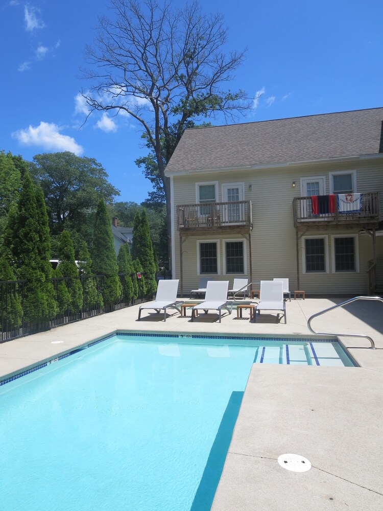 The Admiral's Inn Resort - photo 39