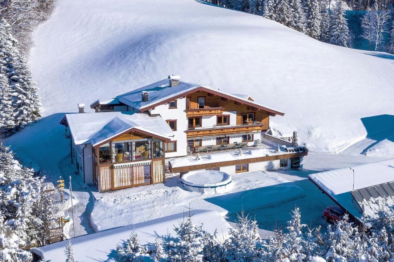 Ferienwohnung Saalbach Fieberbrunn — 4-Star Luxury Hotel in Fieberbrunn, Austria