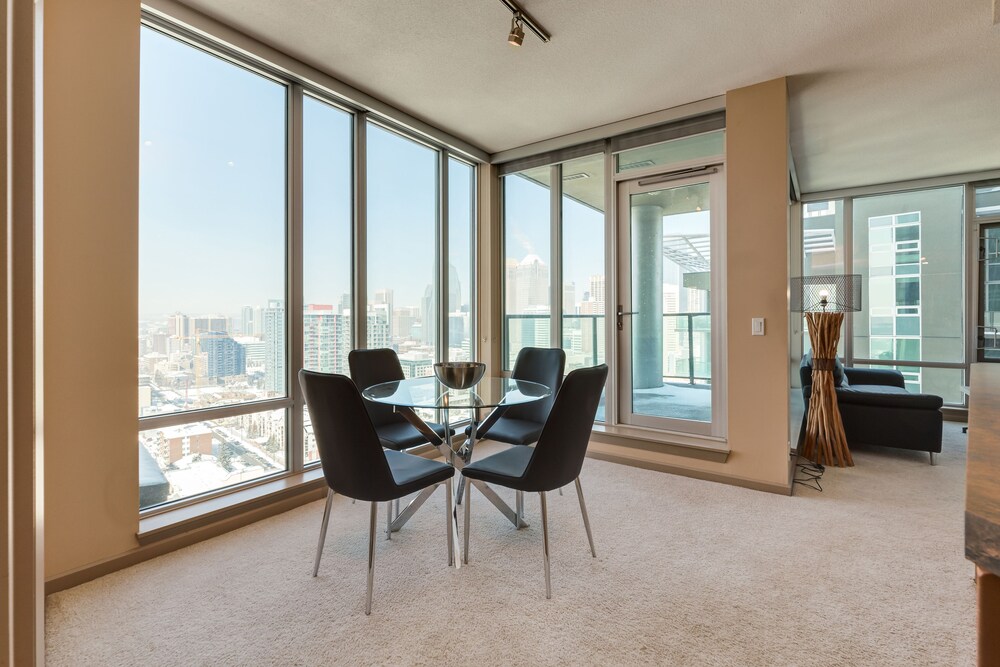 Vetro by O Hotel Suites — Calgary — photo 5