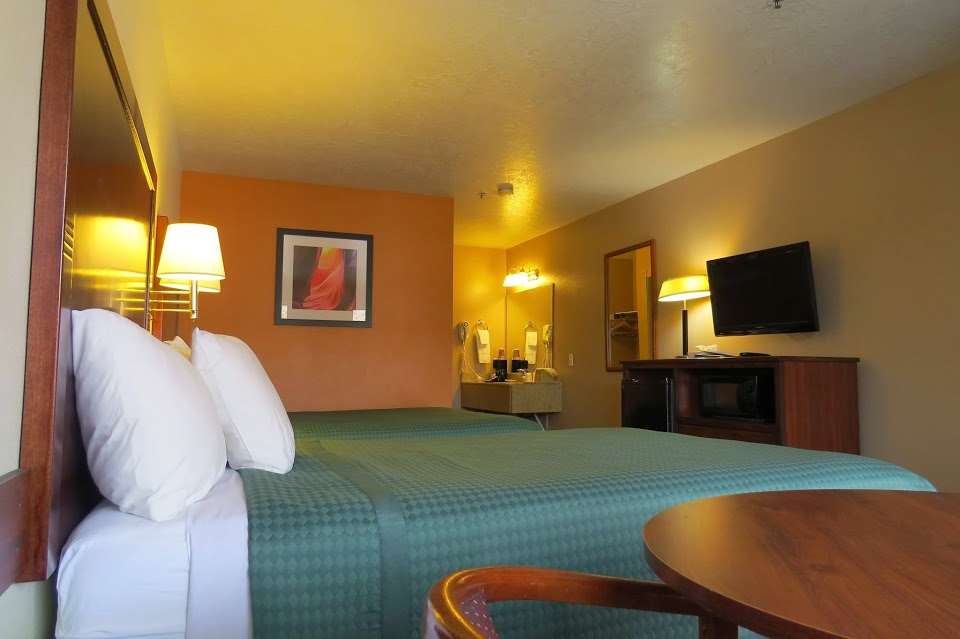 America's Best Inn & Suites St. George - photo 7