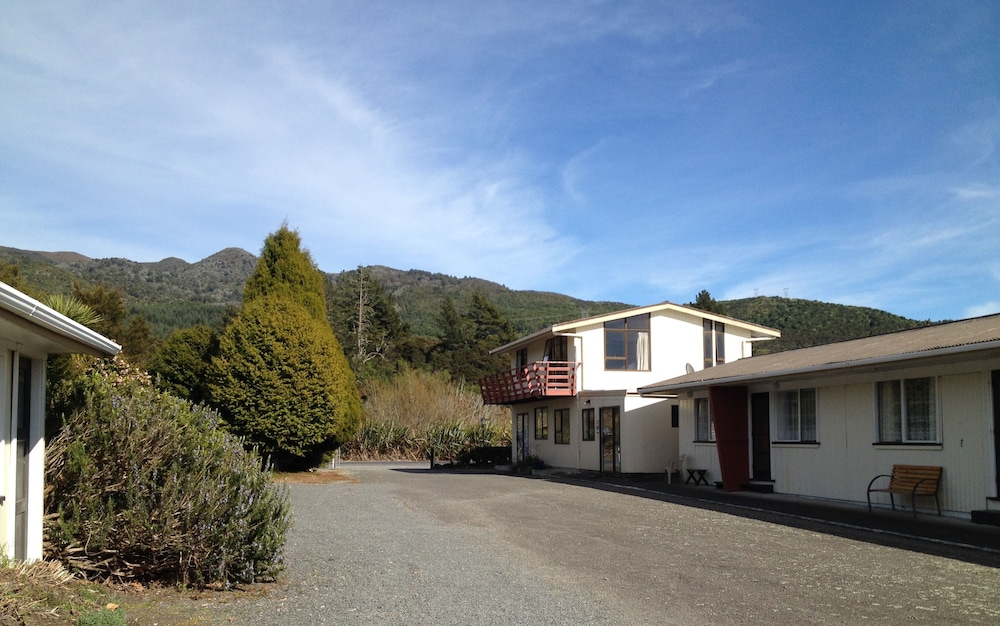 Rainbow Motel Tokaanu in Turangi, New Zealand