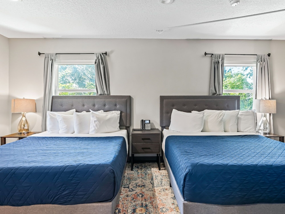Baymont by Wyndham Ocala Suites - photo 19
