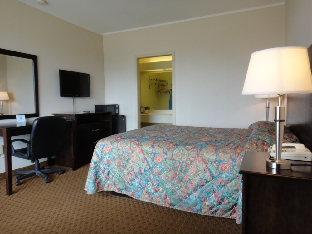 Red River Inn Alexandria - photo 8