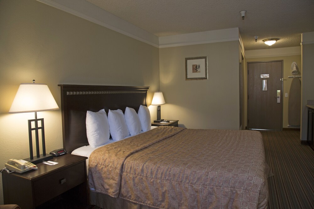 Travelodge La Mesa - photo 15