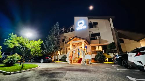 Pensiunea Waldor — 4-Star Luxury Hotel in Bacau, Romania