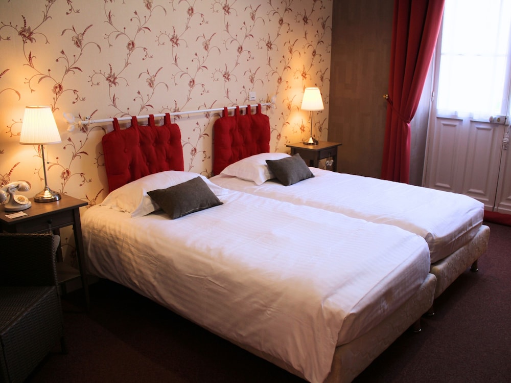 Logis Grand Hôtel — Bourbon-Lancy — photo 4