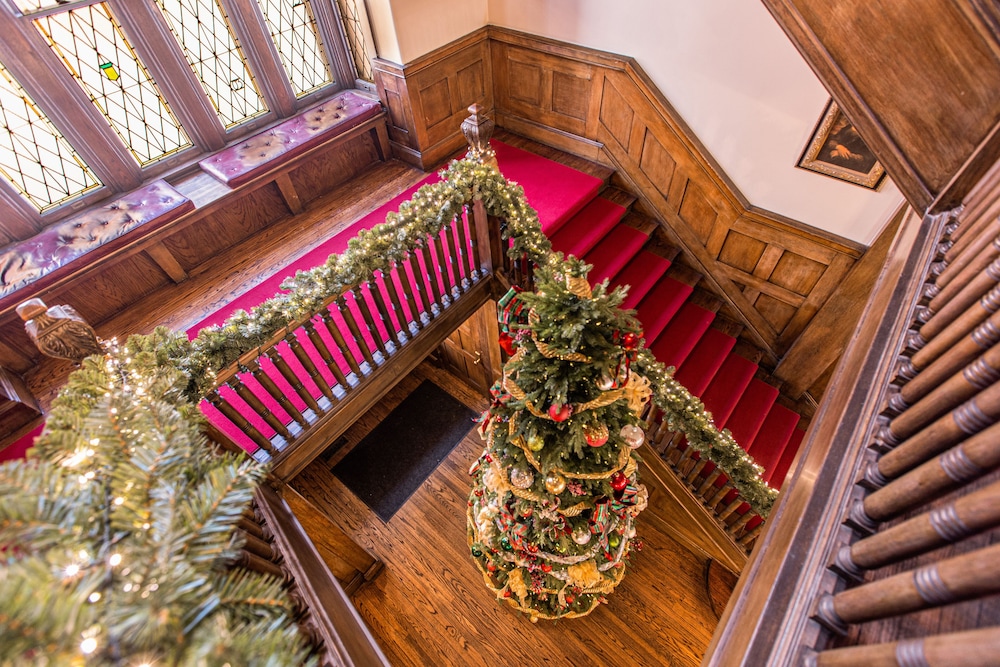 Frederick Stearns House Historic Inn — 4-Star Luxury Hotel in Detroit, United States