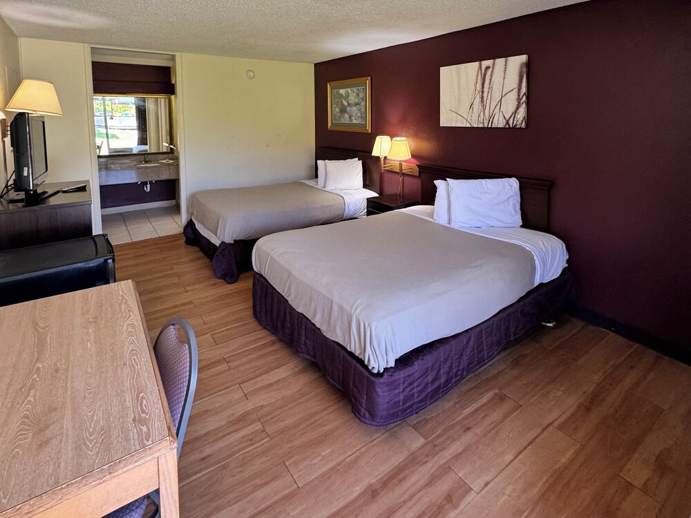 OYO Hotel Phoenix City - photo 10