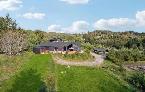 Holiday Home Ebeltoft With Hot Tub Viii — 5-Star Luxury Hotel in Ebeltoft, Denmark