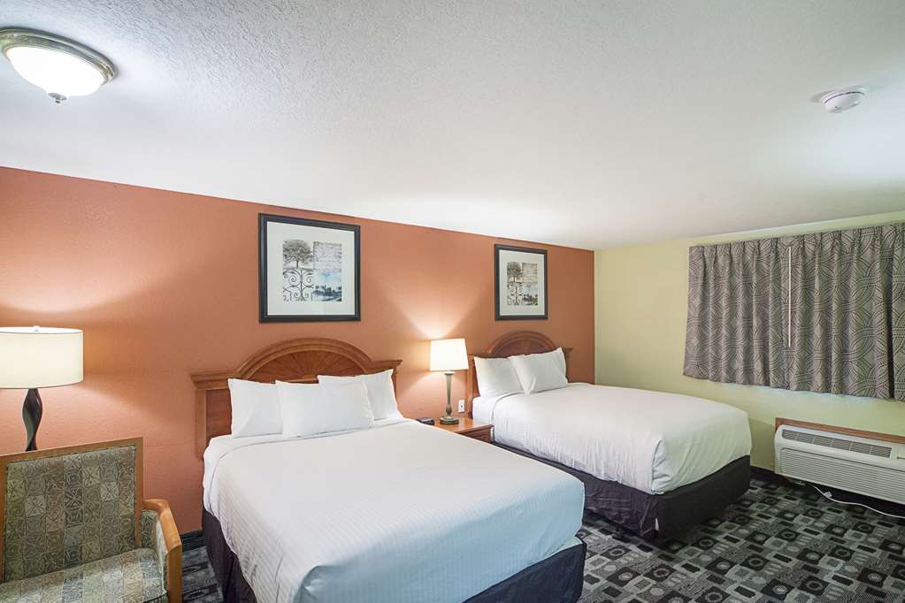 Rodeway Inn Wauseon - photo 25