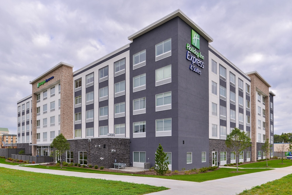Holiday Inn Express & Suites Mall of America MSP Airport by IHG - featured photo