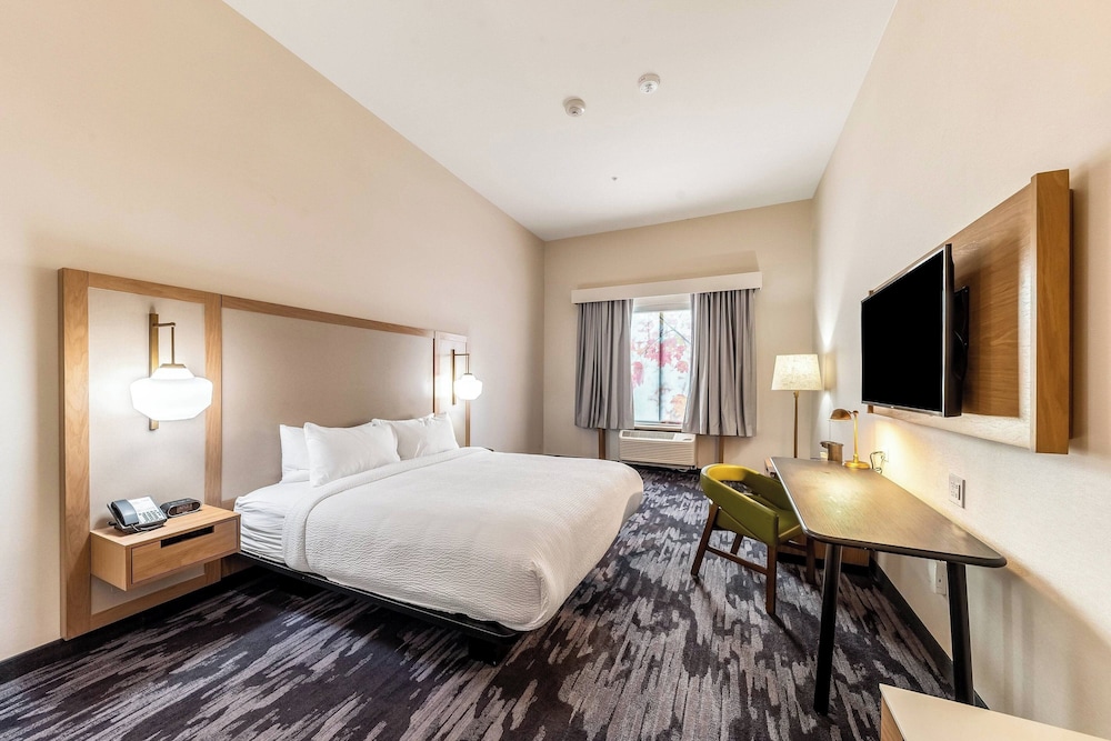 Fairfield Inn & Suites by Marriott Gainesville I 35 - photo 11
