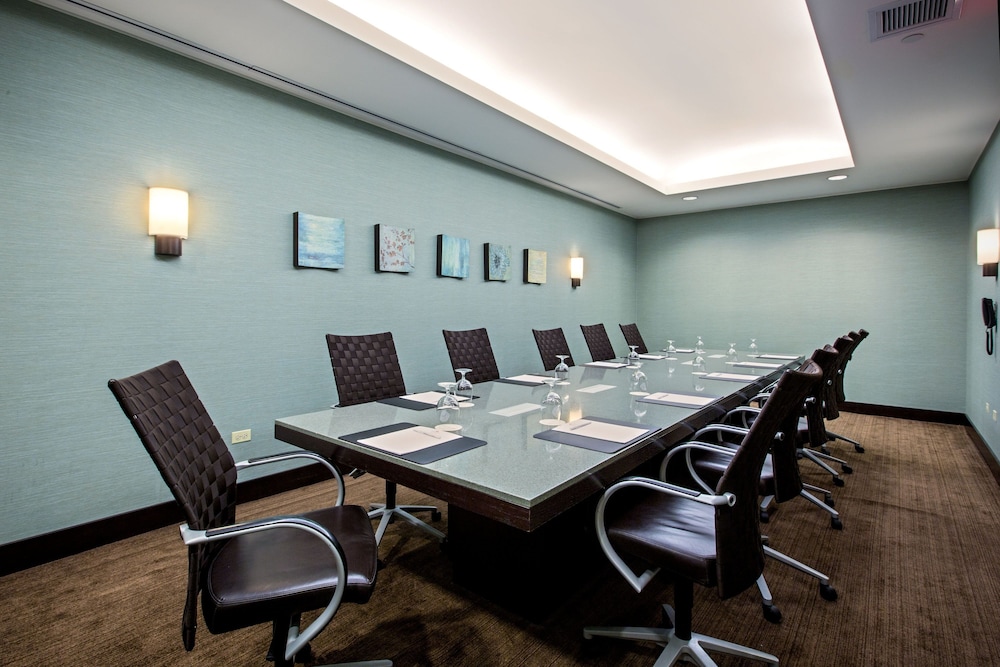 Crowne Plaza Lombard Downers Grove by IHG - photo 59