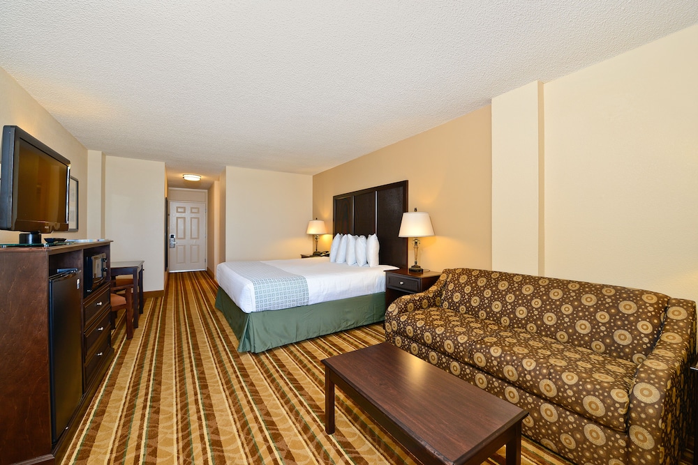 RUSHHH Daytona Beach Tapestry Collection by Hilton - photo 10