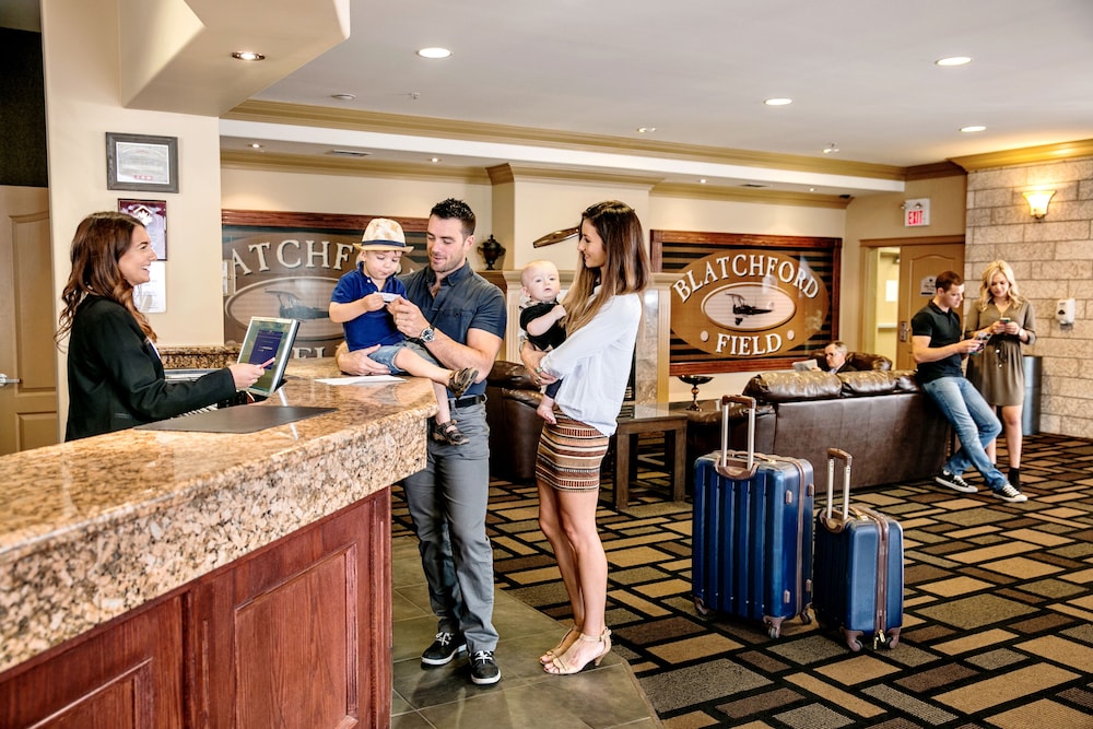 Chateau Nova Kingsway in Edmonton, Canada