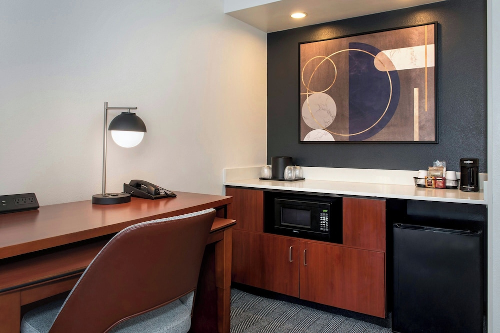 Courtyard by Marriott Annapolis - photo 11