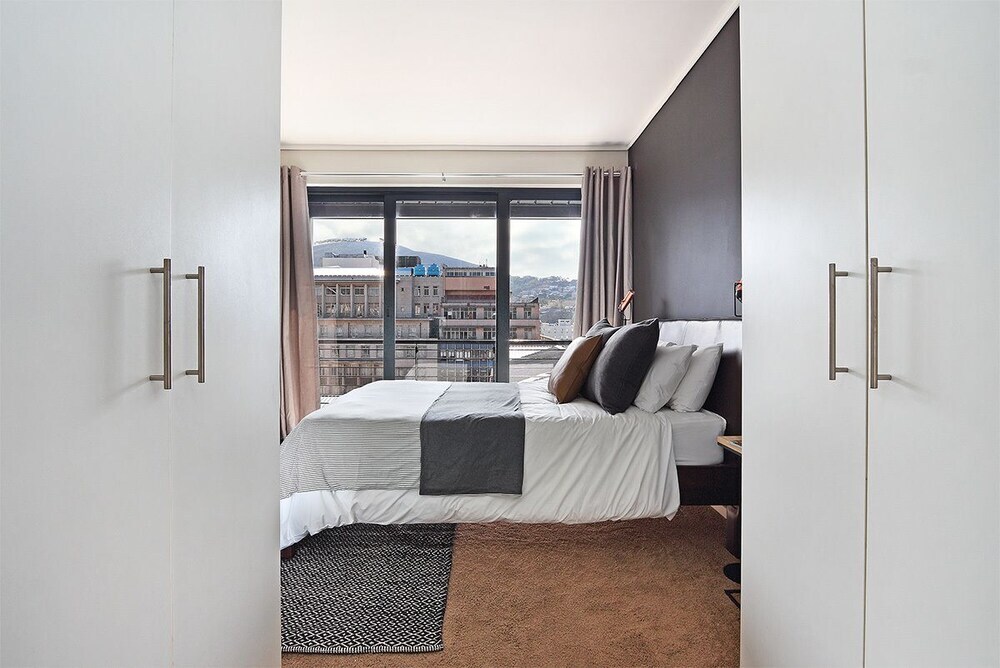Adderley Terrace — 4-Star Luxury Hotel in Cape Town, South Africa