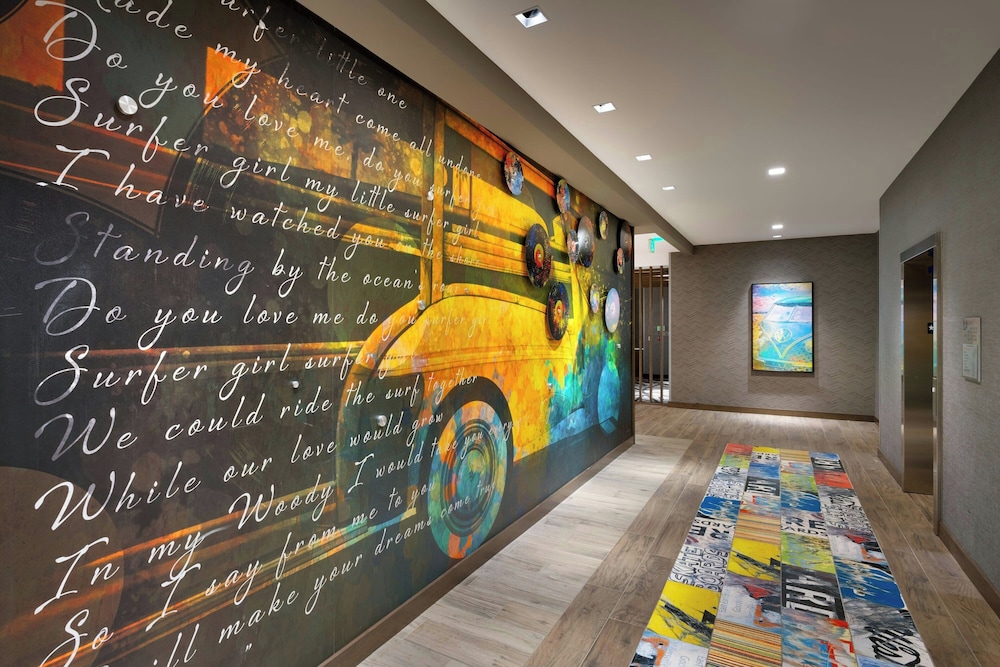 TownePlace Suites by Marriott Los Angeles LAX Hawthorne - photo 30