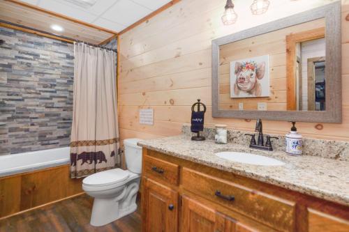 Hooch Holler Hideaway — Morganton — photo 3
