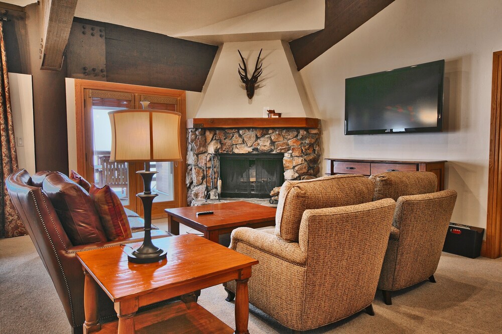 Luxury Two Bedroom Suite with Mountain Views 2 Apartment Hotel by RedAwning - photo 6
