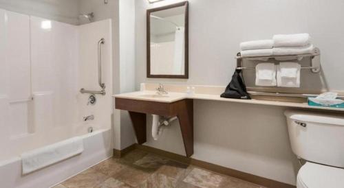 My Place Hotels Chicago West North Aurora - photo 27