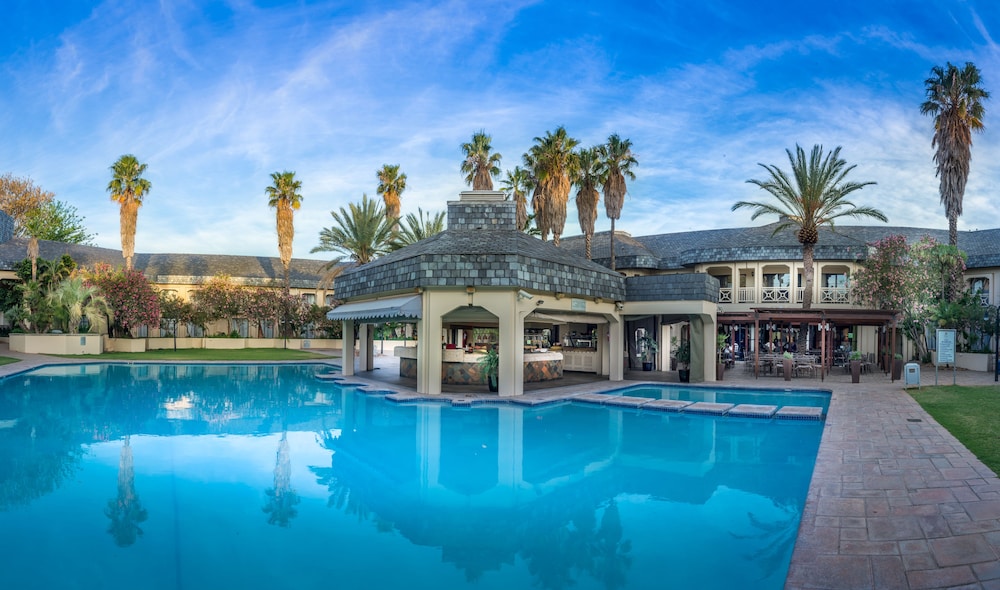 Peermont Walmont At Mmabatho Palms