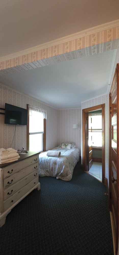 Old Orchard Beach Inn - photo 106