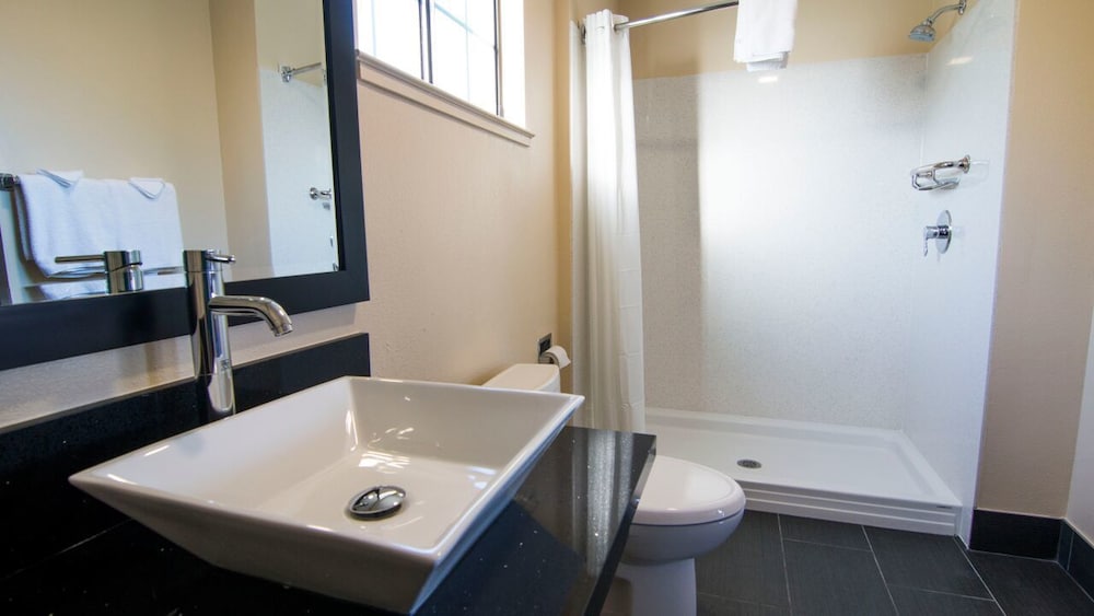 Travelodge by Wyndham Vallejo - photo 18