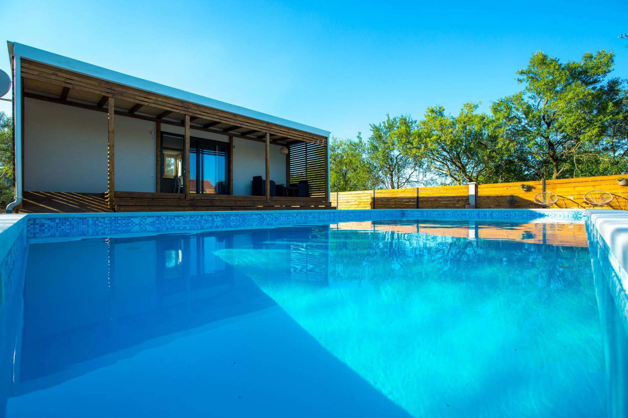 Poolincluded Holiday Home Relax — 4-Star Luxury Hotel in Sveti Filip I Jakov, Croatia
