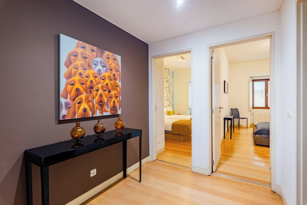 Chiado Mercy I with AC — 4-Star Luxury Hotel in Lisbon, Portugal