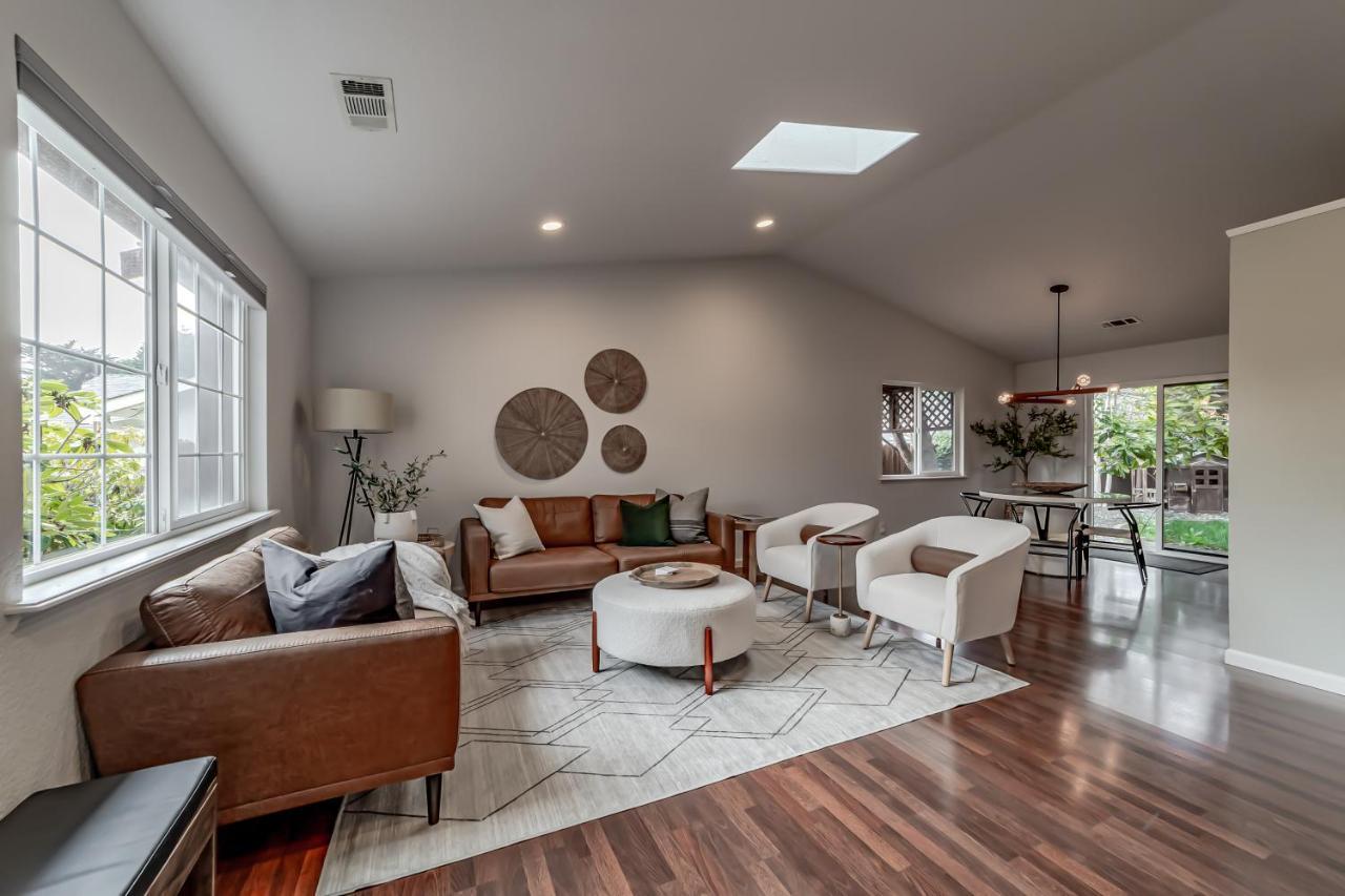 Hedge Rose House — 4-Star Luxury Hotel in Mckinleyville, United States