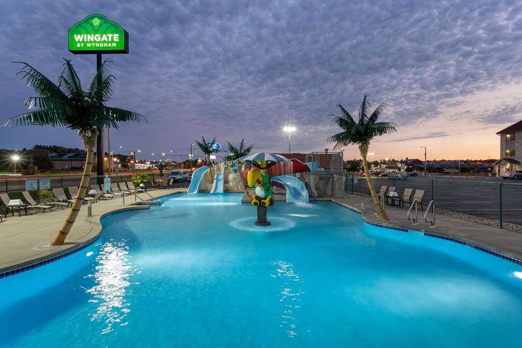 Wingate by Wyndham Wisconsin Dells Waterpark - photo 26