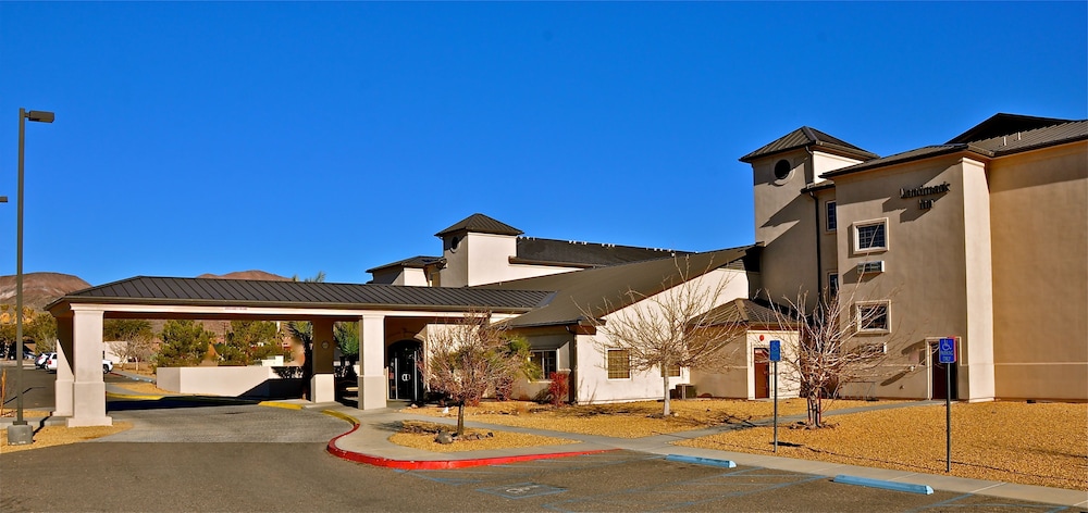 Landmark Inn Fort Irwin - photo 31